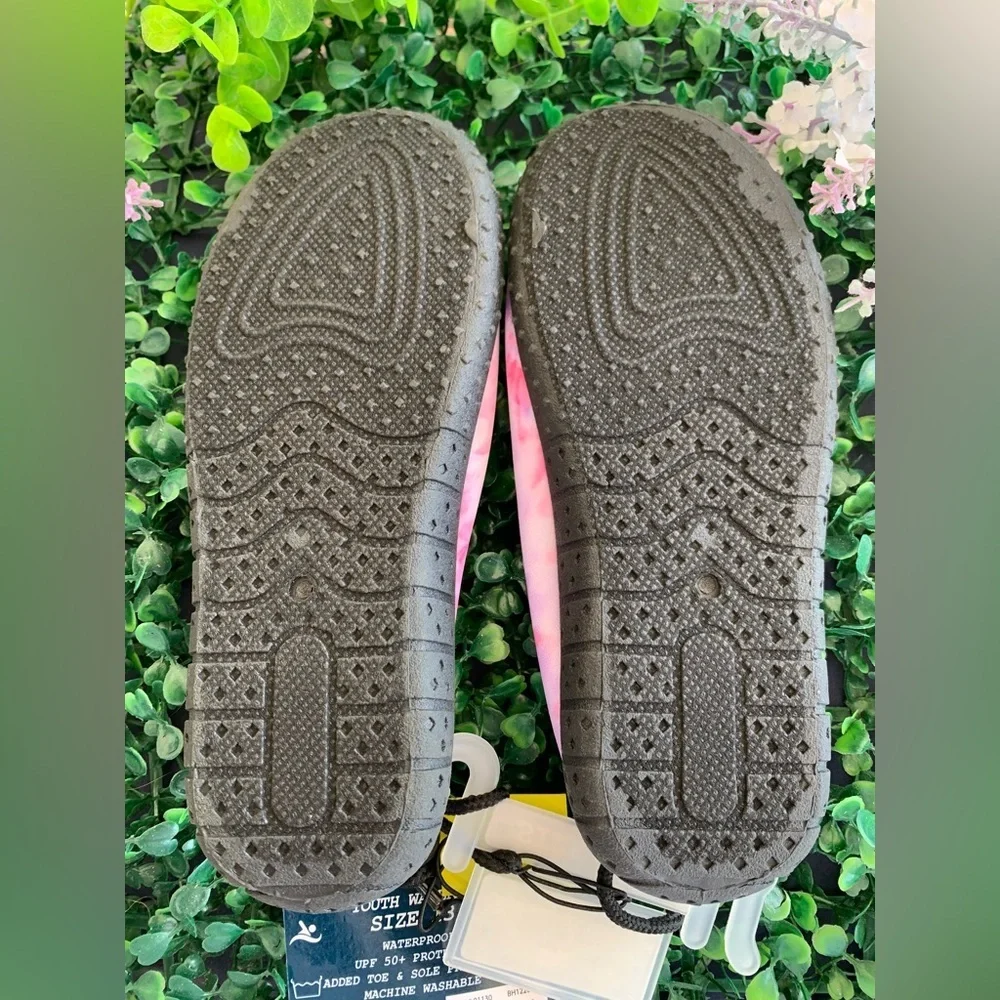 Tommy Bahama Girl’s Water Shoes